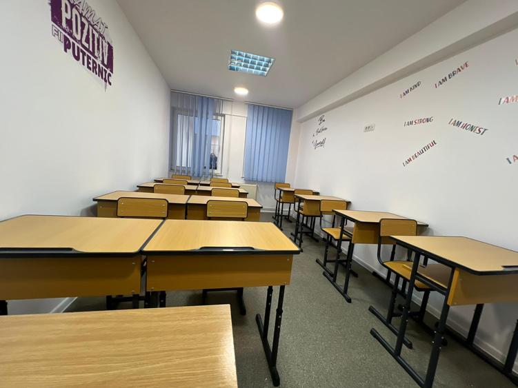 Spatiu ideal pentru birouri, cabinete, afterschool, 2000 euro