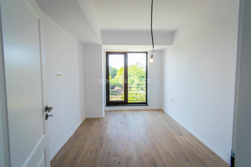 Vila  in promotie, panouri, pompa de caldura, intretinere - 500ron/luna - 23