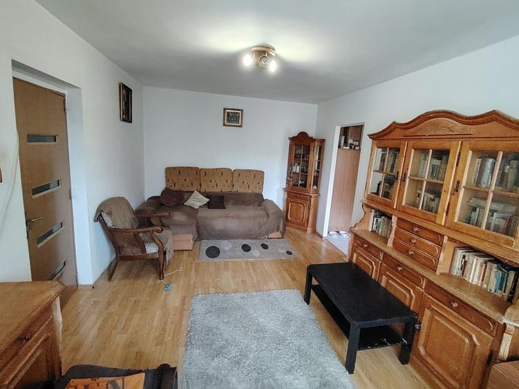 Apartament 4 camere-Metrou Brancoveanu