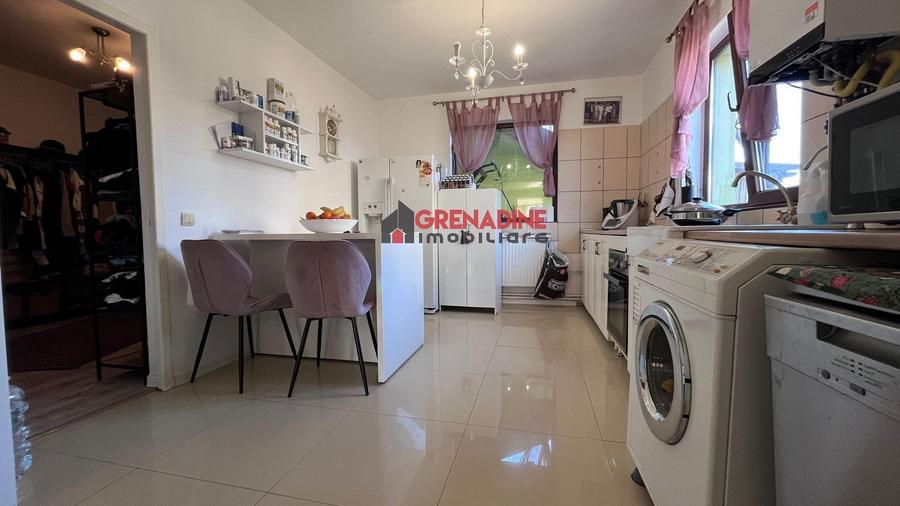Casa deosebita 4 Camere P+M - zona Sanpetru - Comision 0%