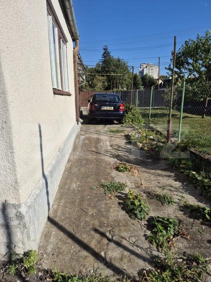Casa cu 3 camere, zona 7 Noiembrie