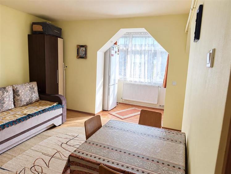 Garsoniera cu balcon zona Terezian
