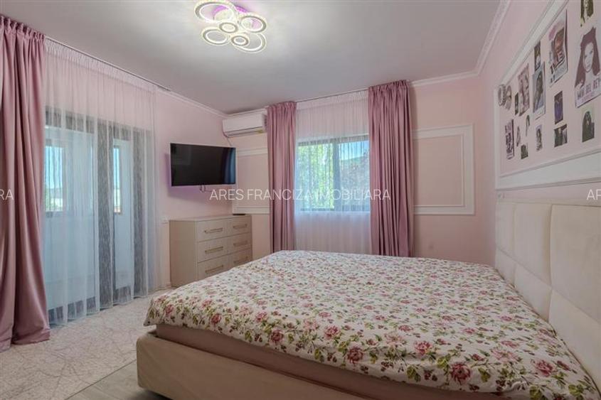 PIPERA - EROU IANCU NICOLAE,VILA ,9 CAMERE,504 MP MP,TEREN 800 MP,PISCINA - 18