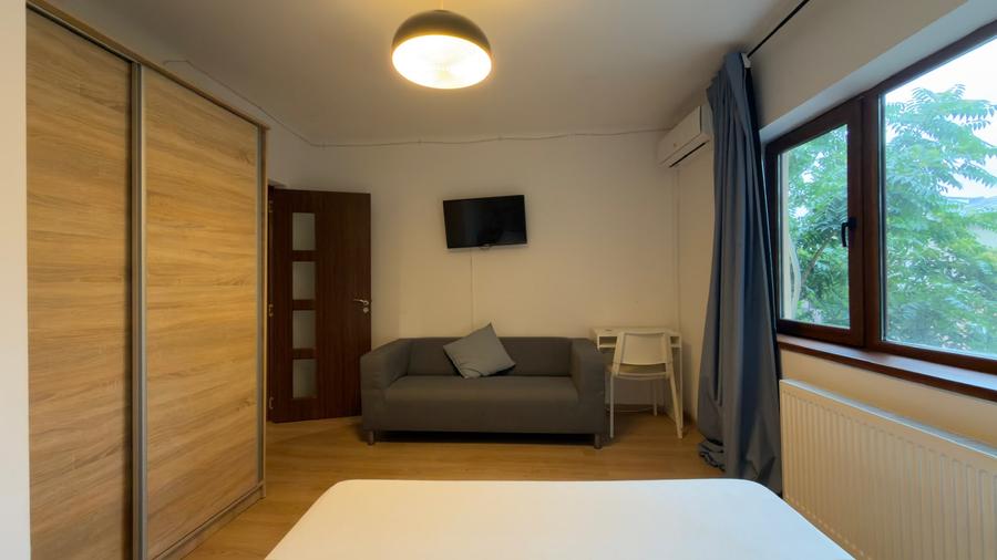 2-Bedroom Apartment – Near Cișmigiu Park