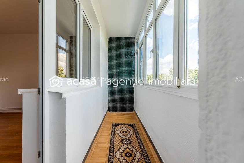 Apartament 2 camere Ultracentral, bvd Revolutiei, Arad - COMISION 0 - 6