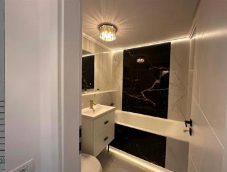 Vânzare apartament renovat 2 camere cu centrală proprie zona Gorjului