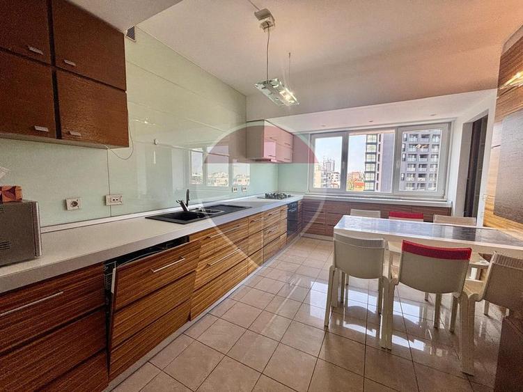 Apartament Premium | 250 mp | 3 Dormitoare | 2 Terase | 2 Parcari