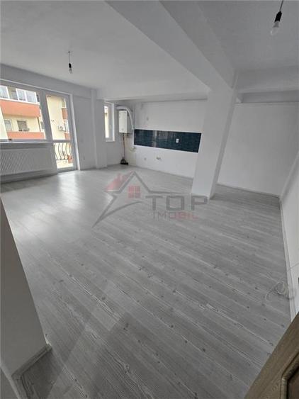 Moldova Mall - Coral Residence , apartament nou 3 camere cu 2 bai, 82mp