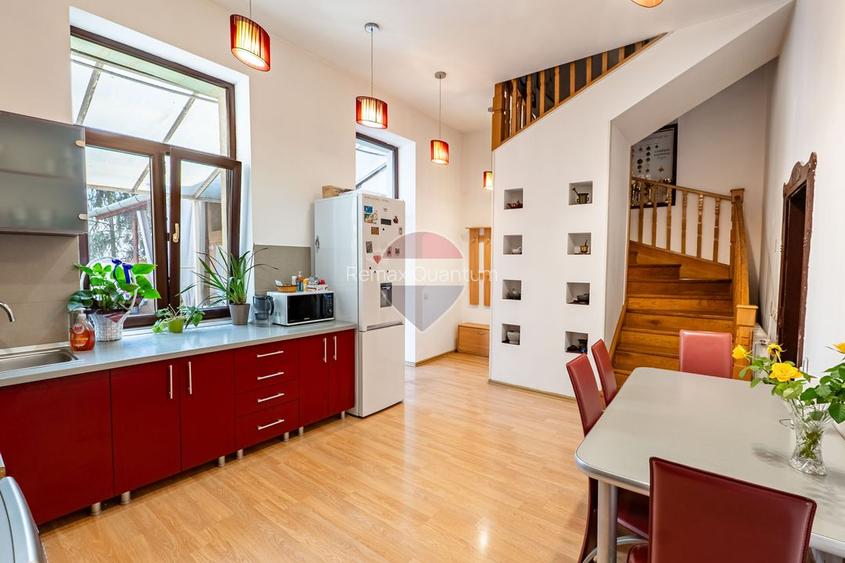 Casă de vânzare 4 camere ultracentral Oradea - 5