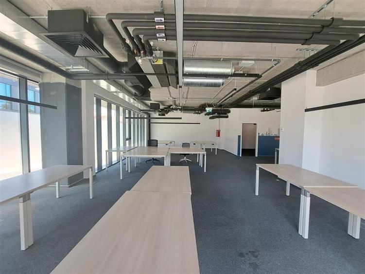 Spatiu pentru birouri, 352 mp utili, situat in zona Semicentrala!