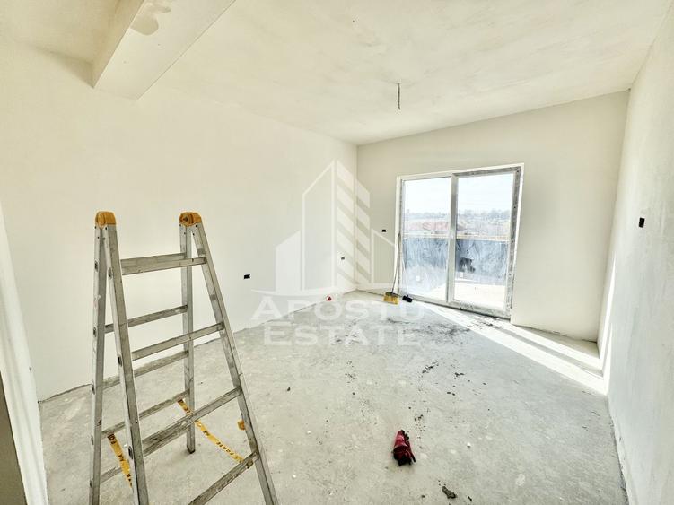Penthouse cu 3 camere, dressing si terase de 50 mp la intrare in Giroc