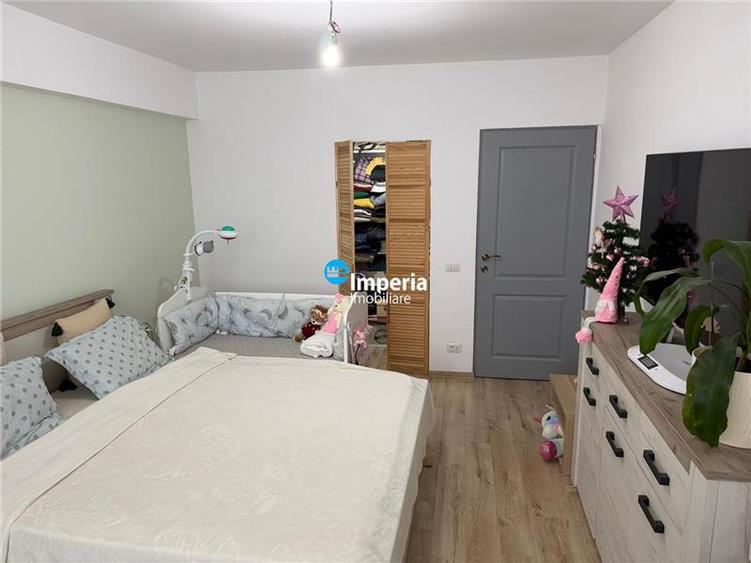 Apartament 3 cam,  semi - decomandat, de vanzare zona Tatarasi - Dispecer