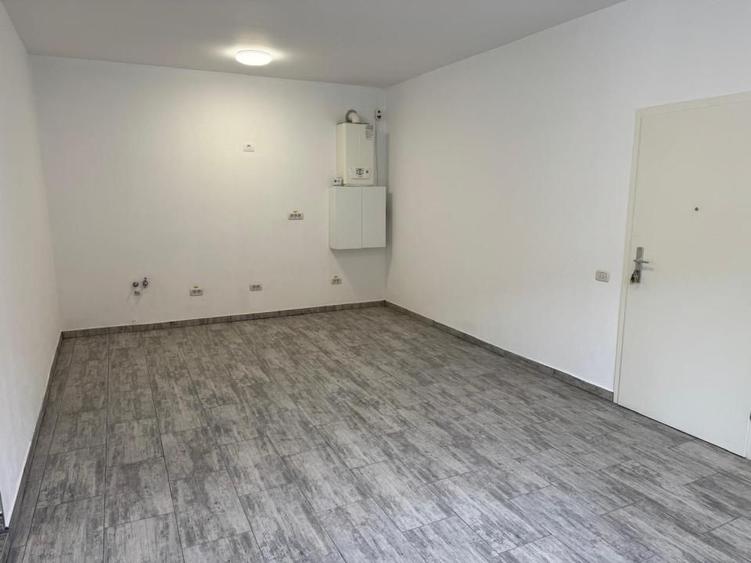 Spatiu Comercial Strada Lunga