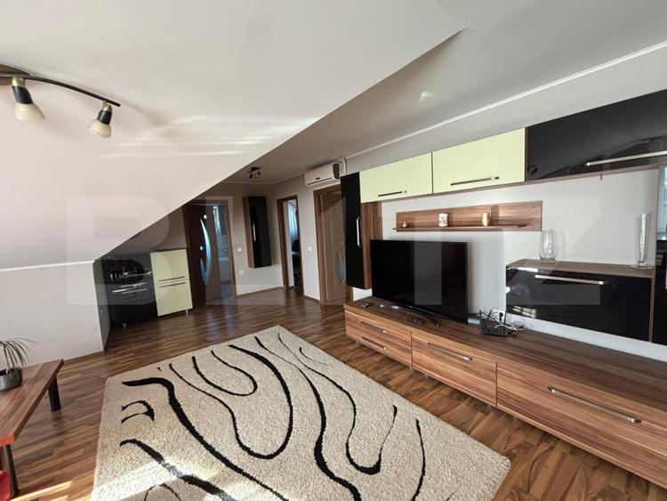 Apartament cu 3 camere, 87 mp, parcare, zona Eroilor