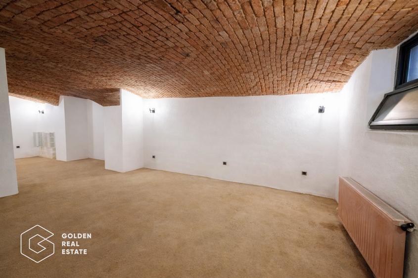 Spațiu office 80 mp, demisol, clădire istorică
