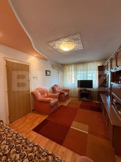Apartament 2 camere, 50 mp, semidecomandat, zona Grivita
