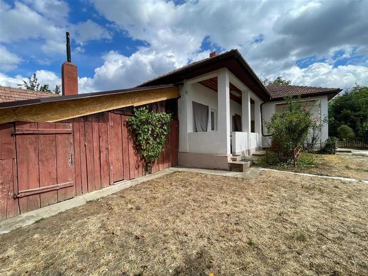 CASA CU 4 CAMERE | 1439MP TEREN | ZONA SPITALUL TBC | ORADEA