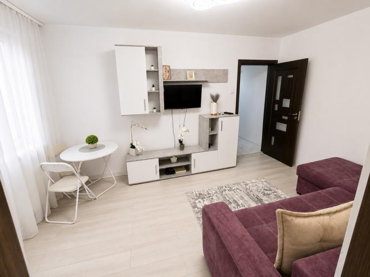 Apartament 2 camere J-uri Kaufland Craiovei, Lic. Odobescu, etaj 2, modern