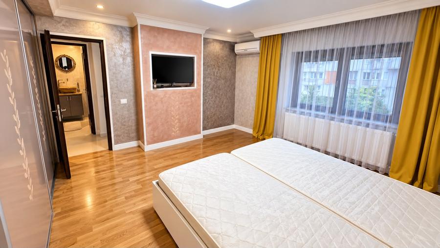 Apartament 3 camere decomandat | Dristor – Fizicienilor | Parter | Balcon |