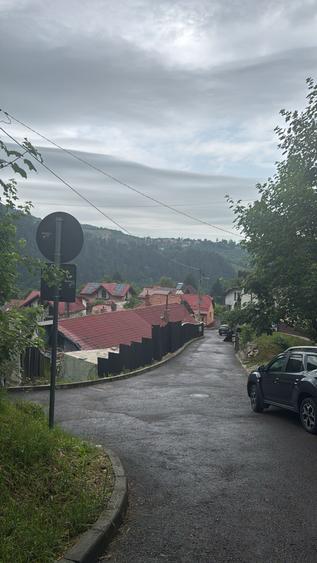 Vand casa renovabila cu teren de 345 mp in Schei