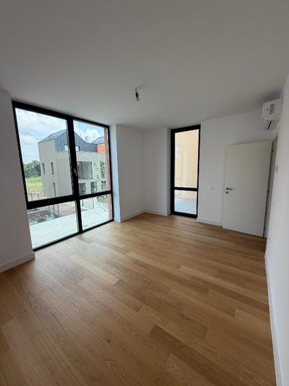 Vila noua, 4 camere, complex case, Petrom City, Genesis School, Deutsche Schule