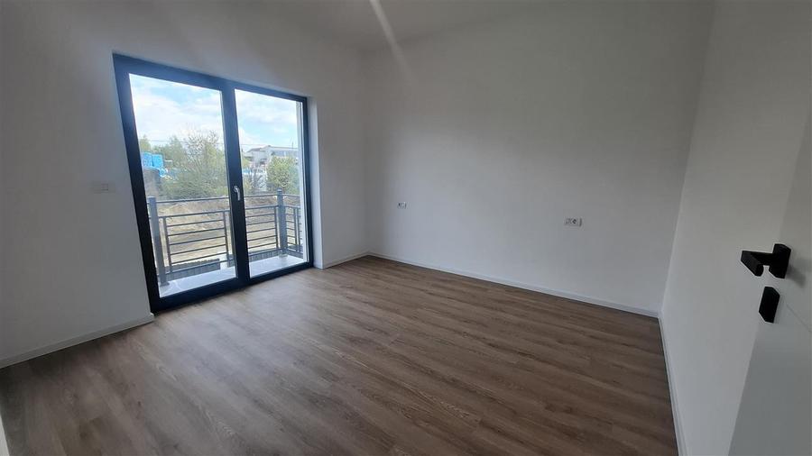 Casa Miroslava, 4 camere,Teren 500 mp,Incalz pard,Vata bazaltica