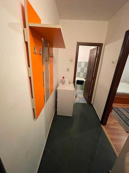 Apartament cu 1 camera decomandat, zona Dacia