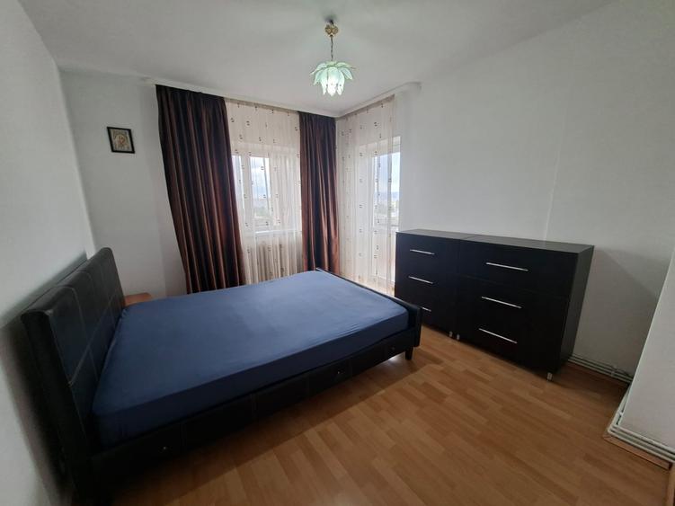 Apartament 3 camere decomandat, zona Pacurari