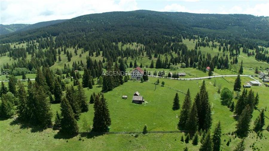Complex montan 1.124 mp, Toplita Secu, investitie: turistica /retreat, cadru val