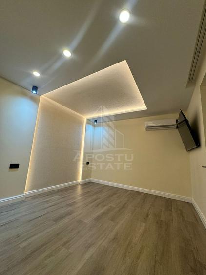 Anunt fictiv - Spațiu industrial open space în București