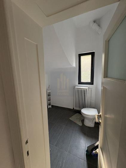 Închiriere vila (S+P+1), 9 camere, 200 mp + curte 120 mp (pretabil birouri)