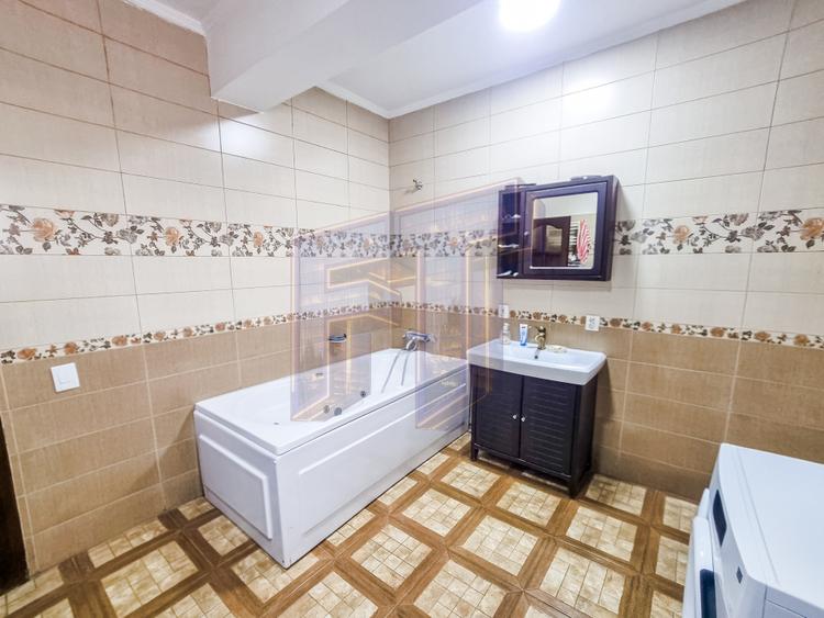 Casa 10 camere Andronache, S+P+1+M, potrivită pentru Clinică, Scoală, Azil