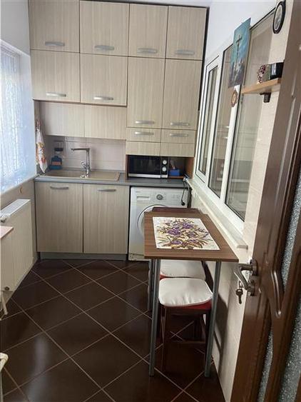Apartament 2 camere Focsani , parter , zona Sud - B-dul Bucuresti , 56 mp, decom