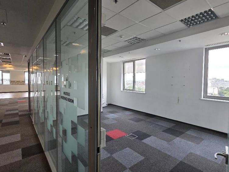 Bucharest Business Center, Victoriei, 396 - 4200 mp  0% comision!