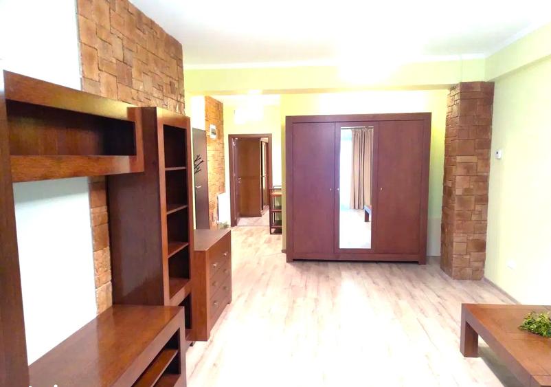 Central, apartament 2 camere decomandate ,70 mp, bloc nou