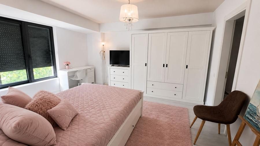 Institutul Militar de Marina - Apartament 3 camere loc de parcare în curte priva