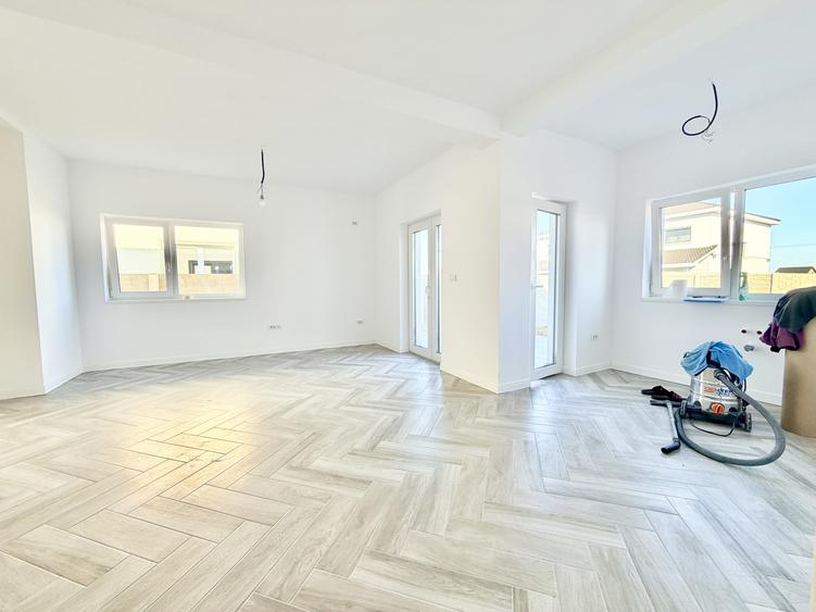 Duplex 4 camere - 115 mp - despartit prin camera tehnica - Calea Urseni