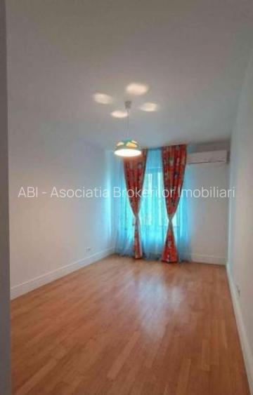 1 Mai Apartament lux supr. 208mp- terasa verde 80mp - 27