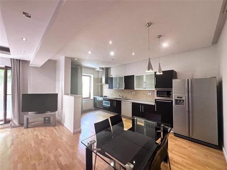 Apartament de inchiriat 3 camere Herastrau