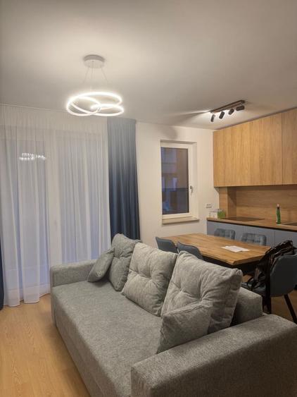 Apartament cu 2 camere | 60 mp + 10 mp terasa | Garaj Subteran | Zona Vivo