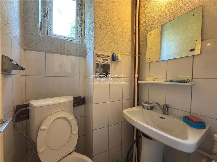 Spatiu comercial, 90mp, Vitrina, Locuri Parcare, zona Avram Iancu