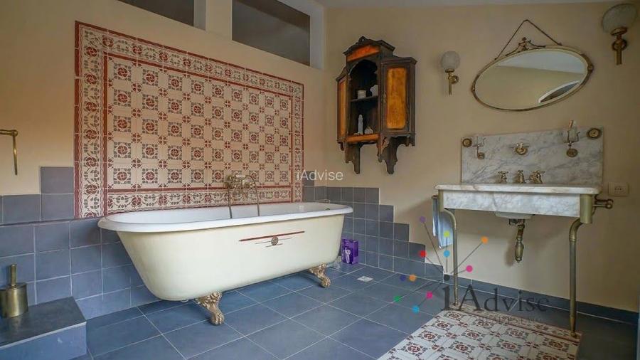 Vilă Istorică de Excepție în Centrul Istoric | 15 Camere | Acces Auto - 22