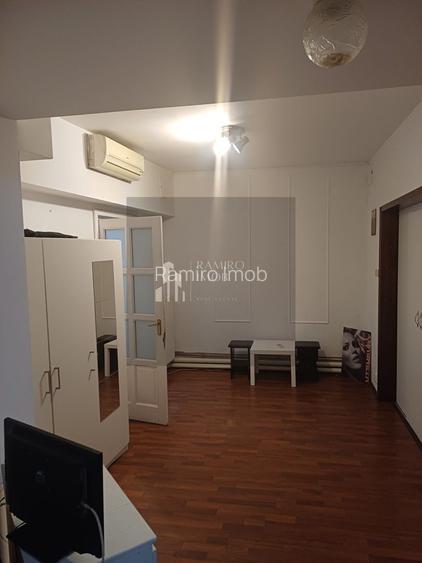 Apartament 2 camere zona Piata Unirii