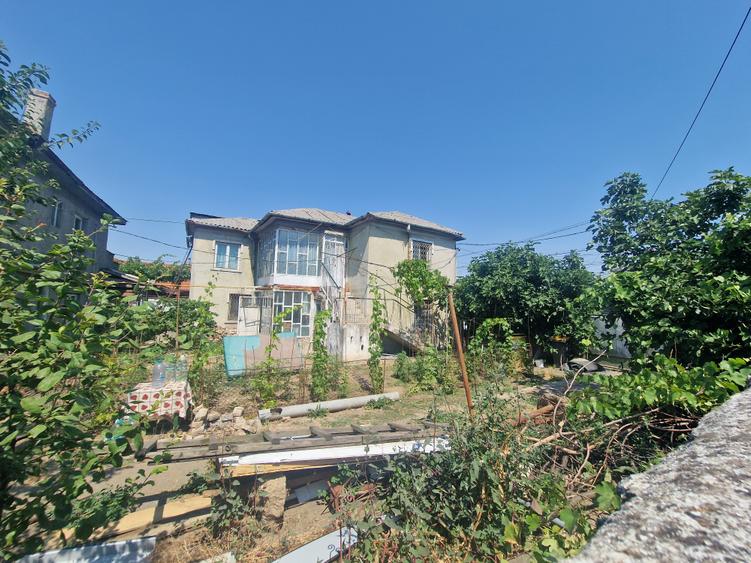 Km 4-5 -Casa P+1 cu teren 326mp avand deschidere 12ml- 115.000euro