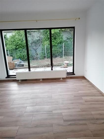 Casa /Vila de inchiriat Bucium - 850 euro - 9