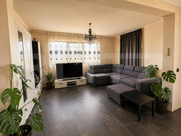 Casă individuală modernă, 196 mp utili, teren 600 mp - panoramă superbă-Dezmir