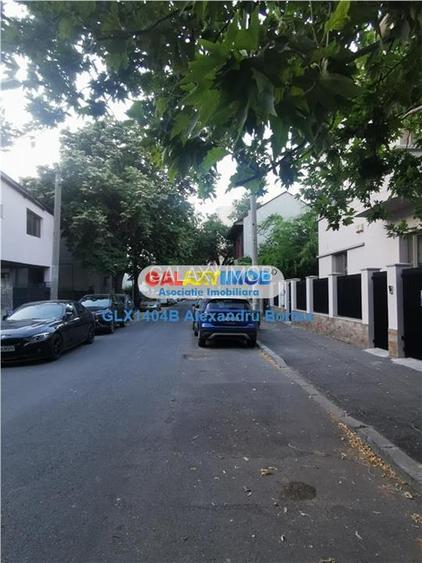 Stefan cel Mare - Ghiocei, casa 3 camere + curte - 12