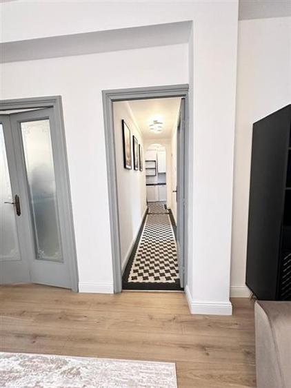 Apartament 2 camere, etajul 3/4, fara lift, zona Romana