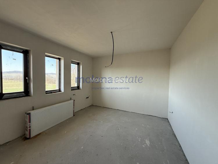 Casa individuală, 4 camere, , 470 mp teren ,Jucu - 10