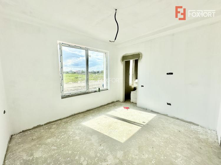 Duplex cu 3 camere si 2 bai - 76 mp utili - Bucovat - 10